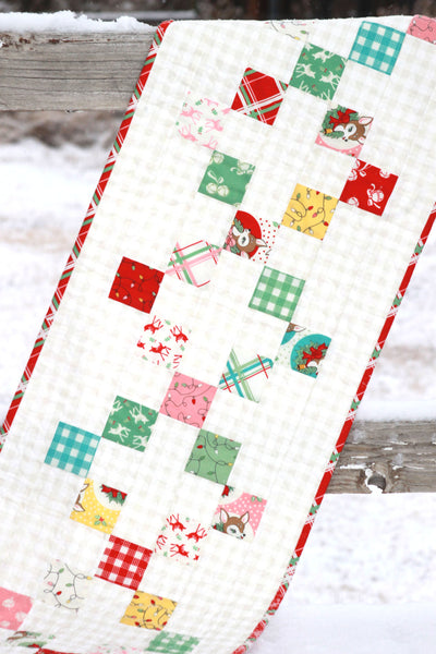 HNH211 Twinkle Tablerunner Quilt Pattern ~ PDF Pattern